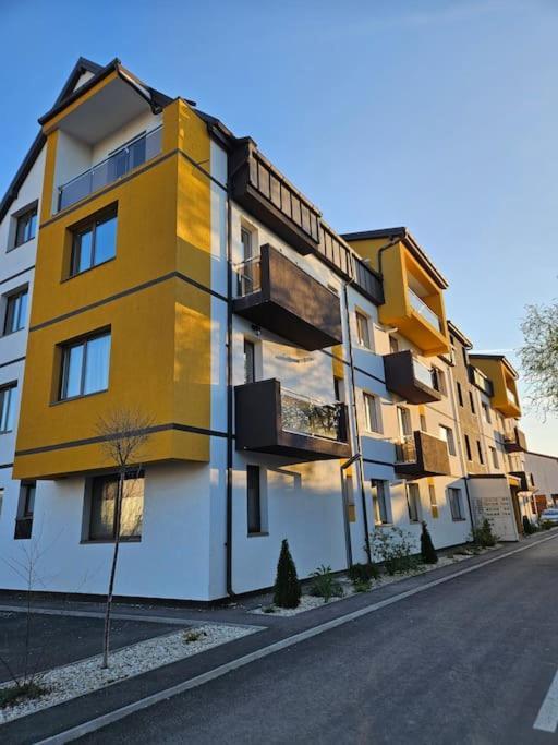 Cozy Sorada 1 Apartment Bragadiru Exteriör bild
